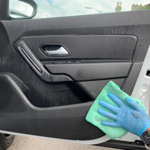 ANTI-BACTERIAL MULTI-SURFACE SANITISER AG0004